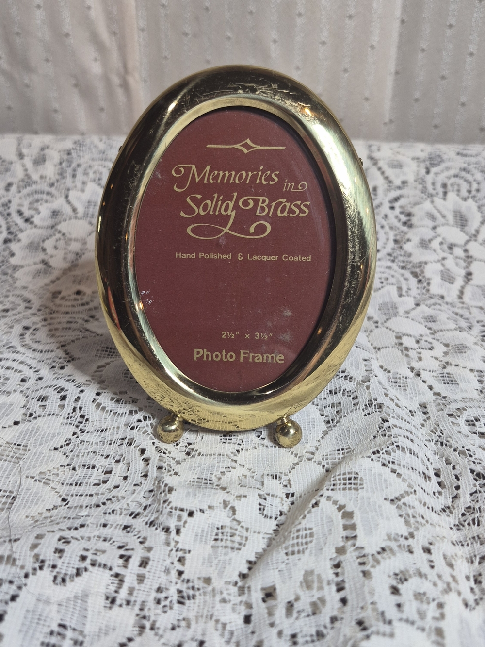 Vintage Memories in Solid Brass Oval Photo Frame Footed Tabletop 2.5x3.5